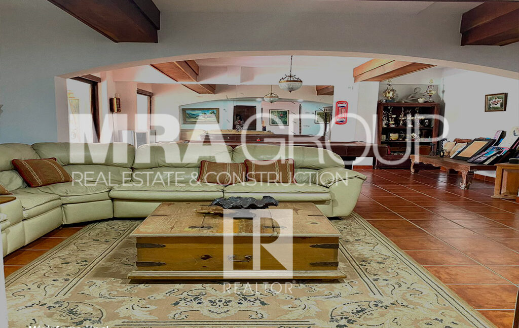 Se vende casa en Residencial Alta Monte en Granadilla de Curridabat (11)